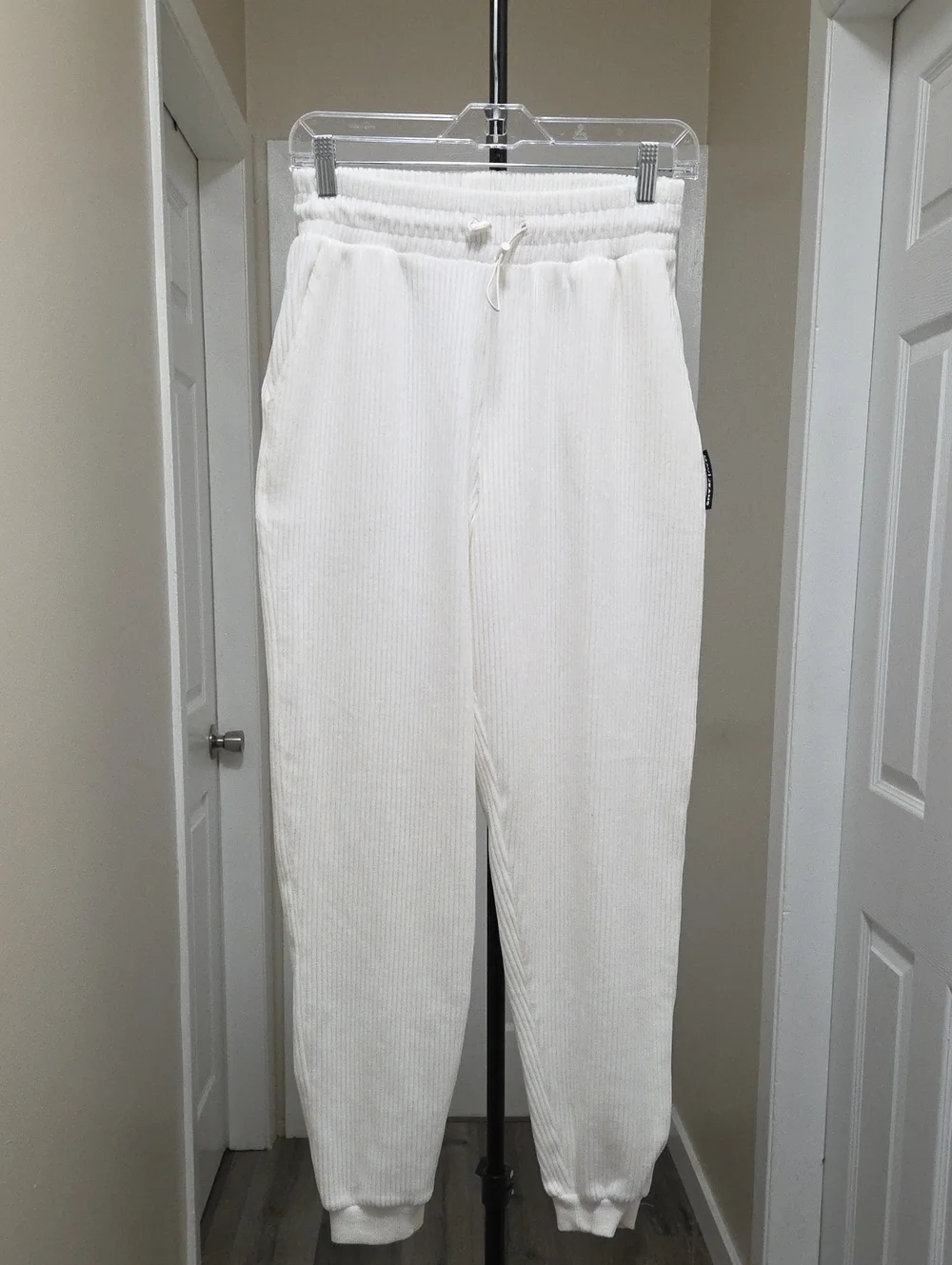 Mavi Cream Ribbed Jogger Sweatpants | Cozy Lounge Athleisure Elastic Waist Soft - Picture 2 of 7